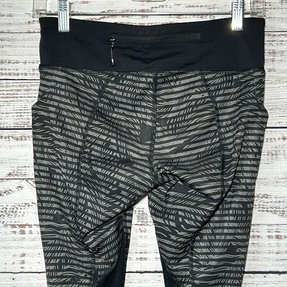 Lululemon Pace Rival Crop *Full-OnLuxtreme Stripe Play Slate Black Size 4